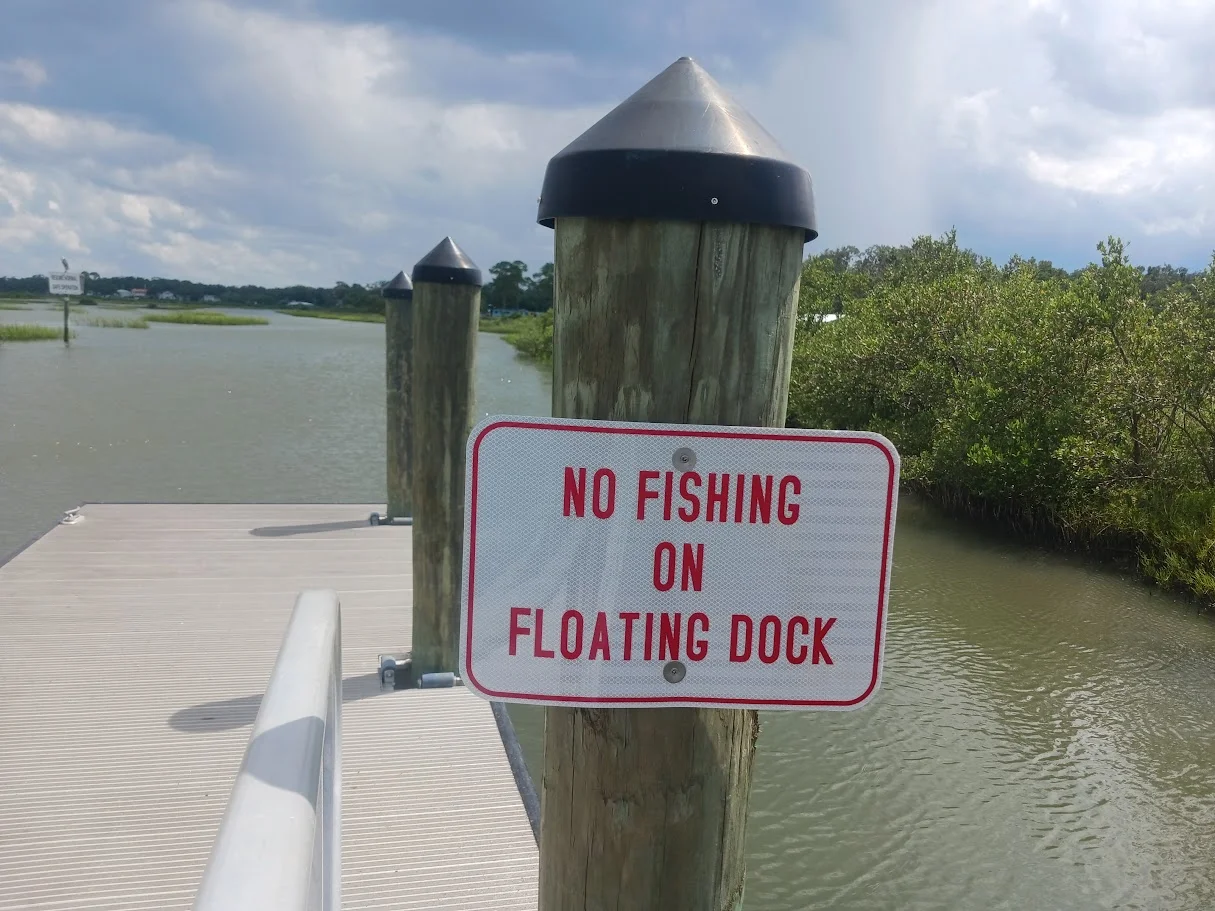 no fishing from floating courtesy dock